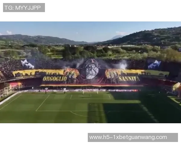 运动新闻贝内文托与斯帕尔的激烈对决展现意乙联赛的精彩魅力与竞争态势 运动新闻贝内文托与斯帕尔的激烈对决展现意乙联赛的精彩魅力与竞争态势